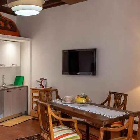 Centro Storico Luxury - Piazza Di Spagna Διαμέρισμα *